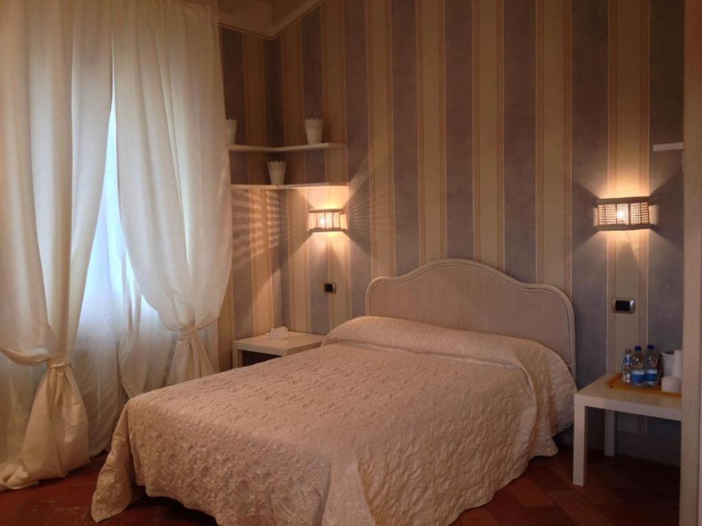 Corte Breda, Agriturismo Bed&Breakfast Chiari Luaran gambar