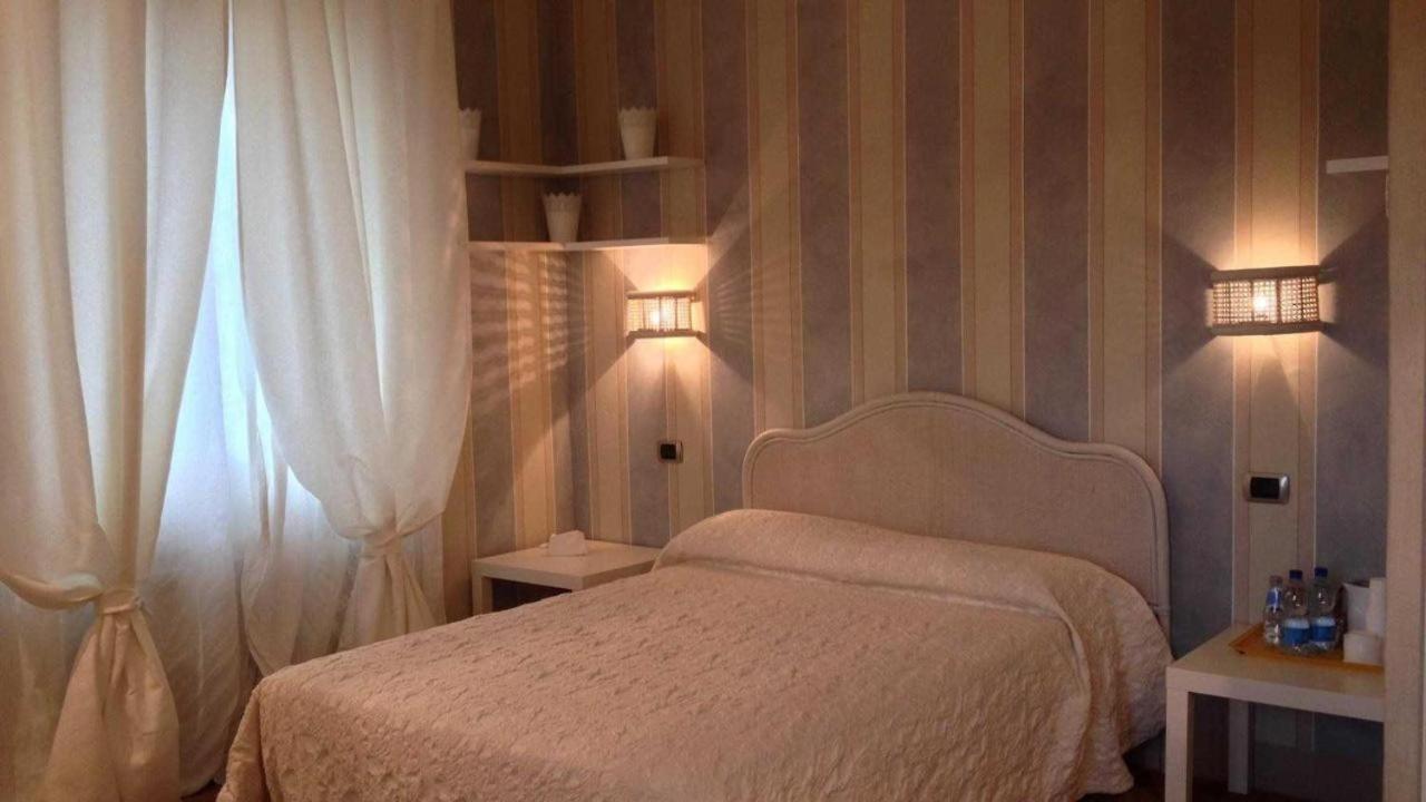 Corte Breda, Agriturismo Bed&Breakfast Chiari Luaran gambar