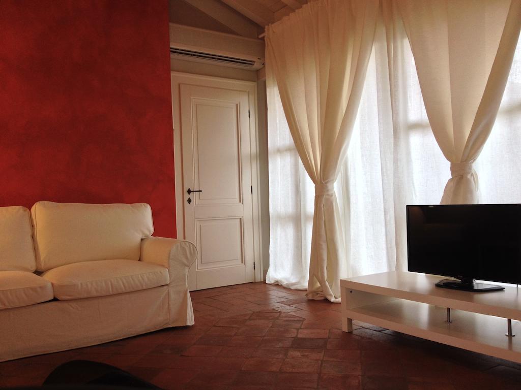 Corte Breda, Agriturismo Bed&Breakfast Chiari Bilik gambar