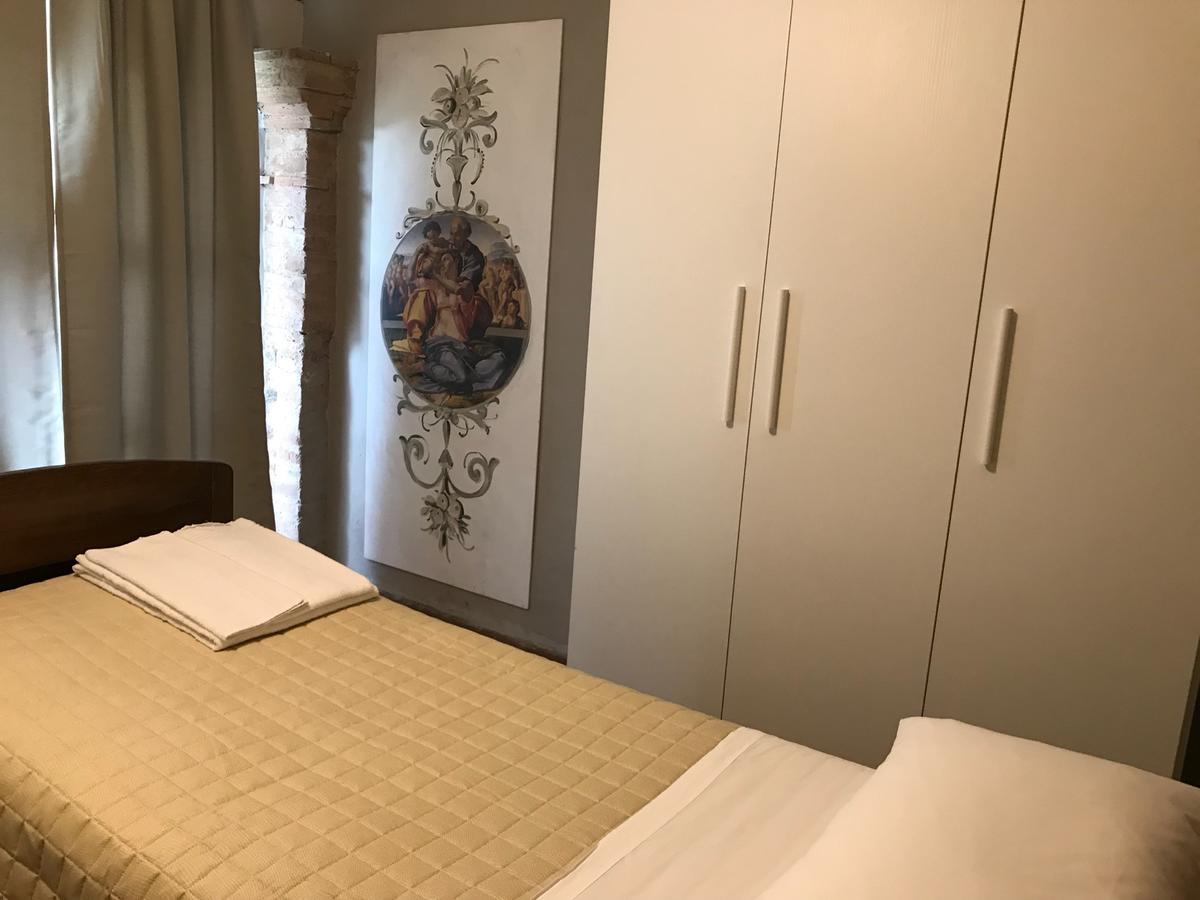 Corte Breda, Agriturismo Bed&Breakfast Chiari Luaran gambar